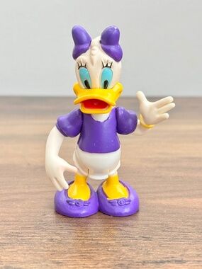 VINTAGE Disney Daisy Duck PVC Collectible Figure Toy Cake Topper Purple Bow